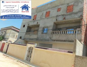 Une Villa de 380 m² à mansoura kairouan - 0091