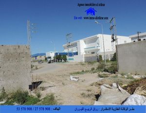 قطعة أرض بالمنطقة الصناعية طريق تونس - 0894