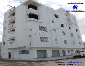0385 - عمارة للبيع بالقيروان المنصورة
